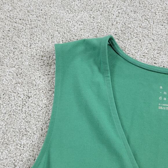 A New Day Womens Bodysuit XL Green V Neck Sleeveless Undershirt Stretch New - Picture 4 of 12